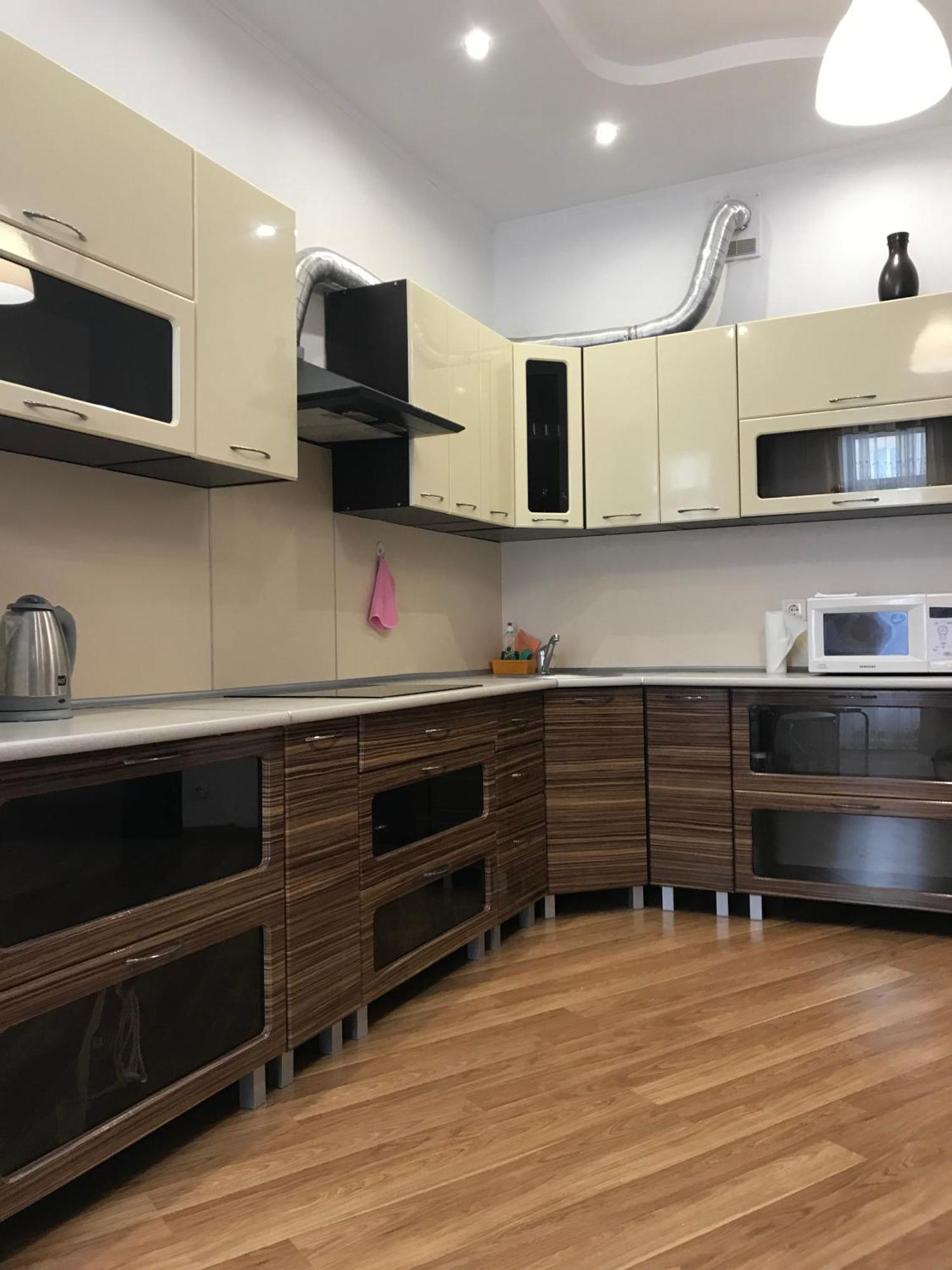 Light Apartments Чернихив Екстериор снимка