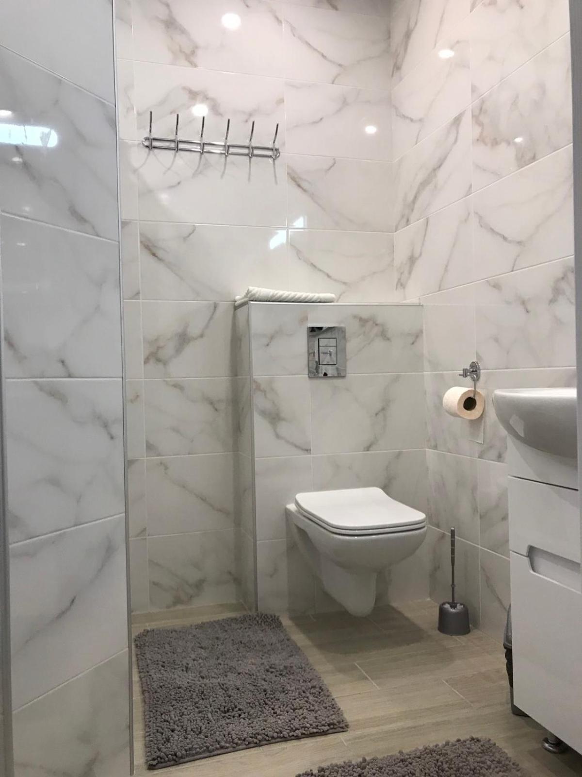 Light Apartments Чернихив Екстериор снимка
