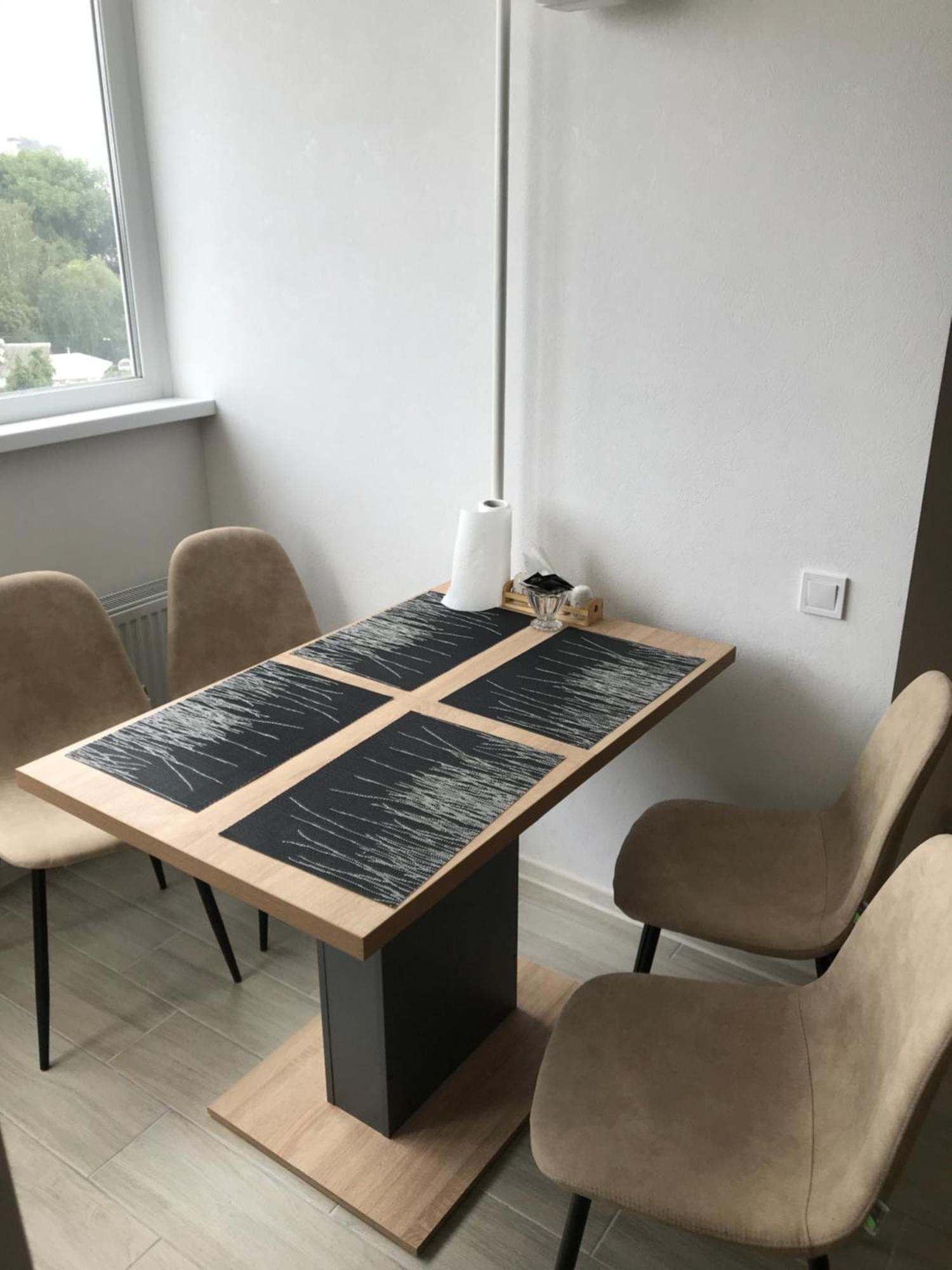 Light Apartments Чернихив Екстериор снимка